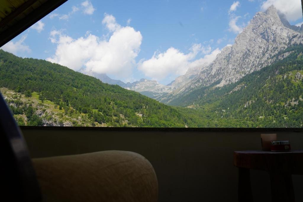 Guesthouse Skender Selimaj Valbone Bagian luar foto