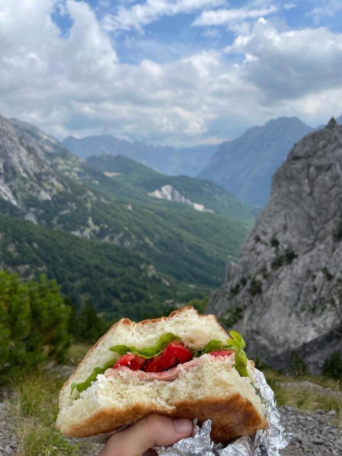 Guesthouse Skender Selimaj Valbone Bagian luar foto